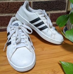 Adidas Women's Neo Cloudfoam shoes size 7.5